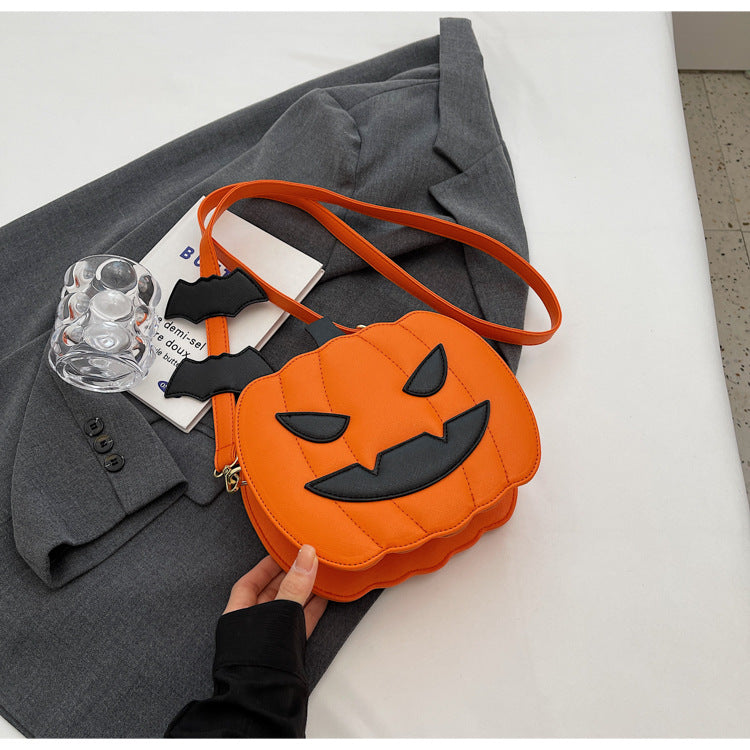 💥2025 Halloween 🎃Pumpkin Bat Cartoon Crossbody Bag - 🎁Creative & Personalized